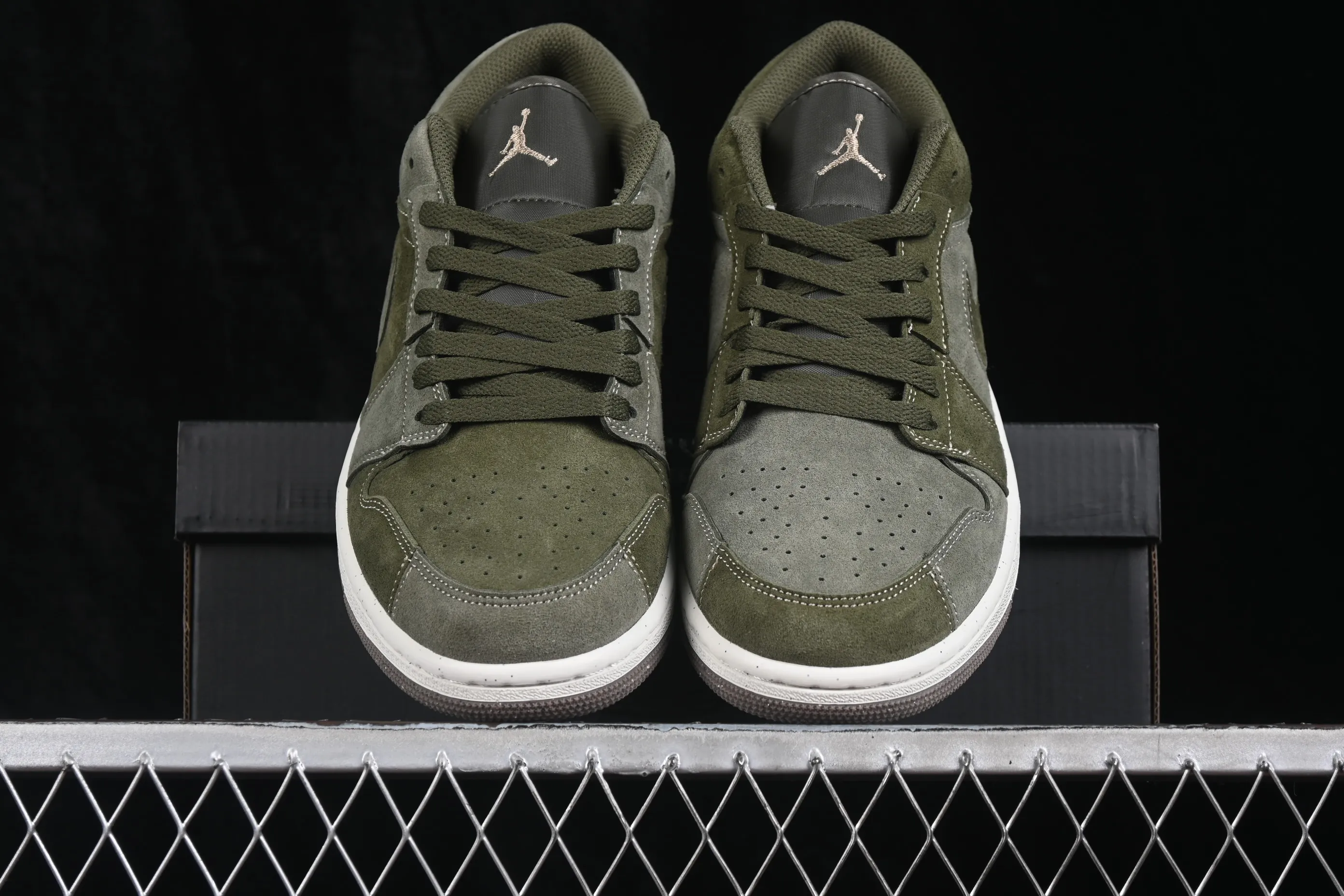 All categories Air Jordan Jordan series basketball shoes Air Jordan 1 Low Air Jordan 1 Low AJ1 Joe 1 low-top retro culture basketball shoes FQ3055-300